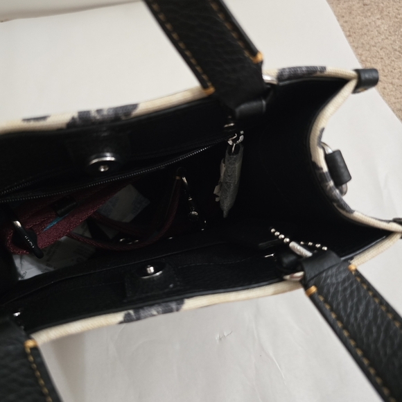 COACH Dempsey Carryall Bag With Houndstooth Print And Patch - Picture 8 of 9